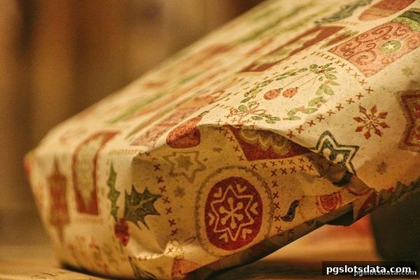 pg电子游戏水果机返利申请条件全新解读：从门槛到收益全掌握